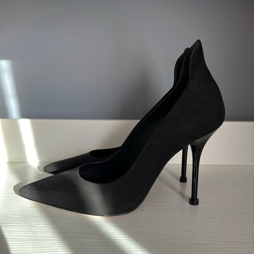 Schutz Amal Nobuck Black Suede Pump Size 8.5